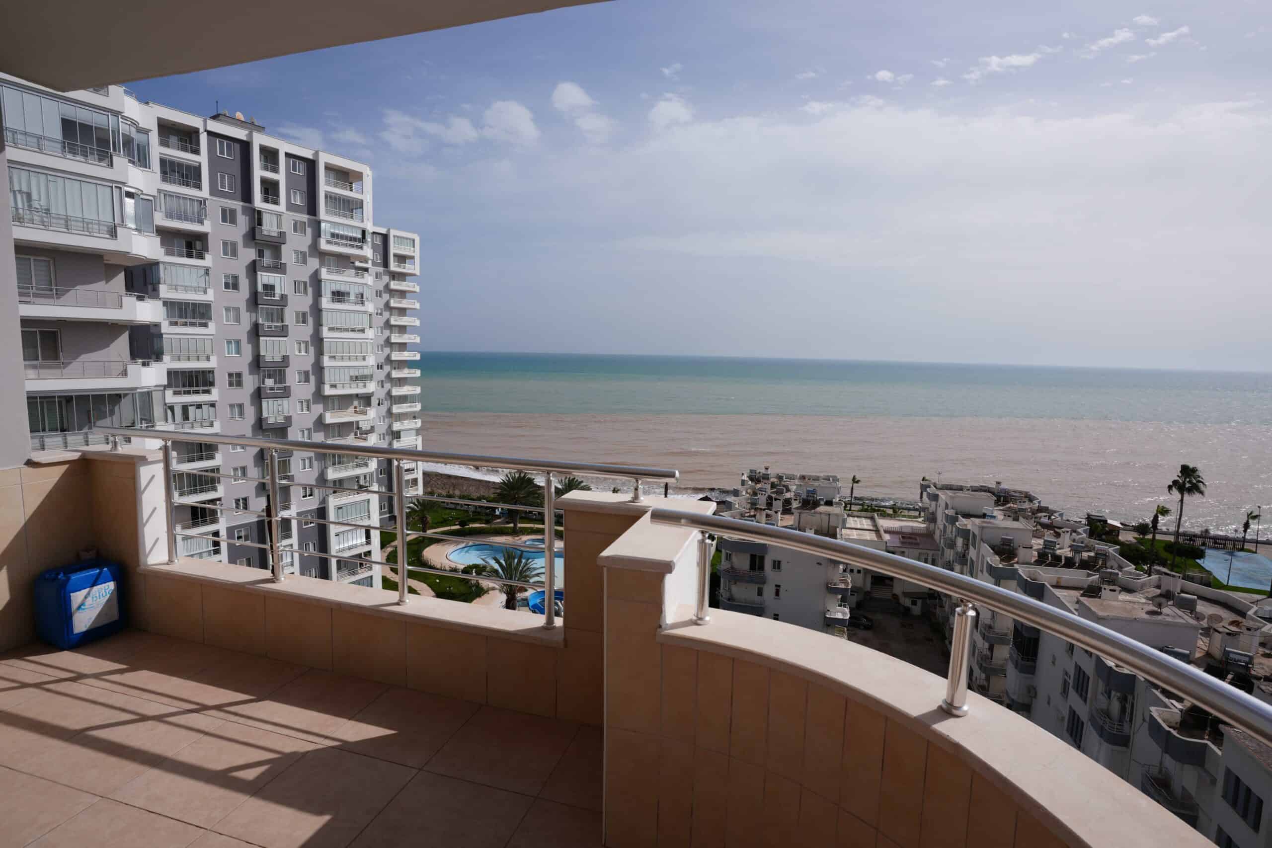 MERSİN ERDEMLİ DENİZE SIFIR ALATAPARK SİTESİ 4+1 SATILIK DAİRE