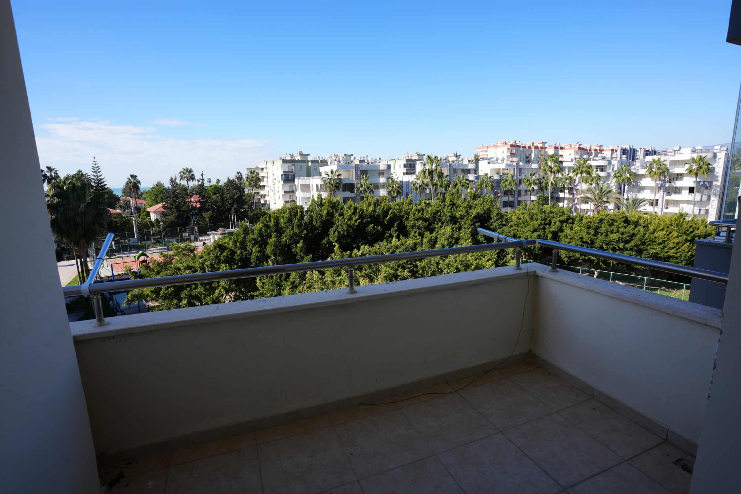 Mersin Kargıpınarı Queenaba Sitesi E Bloklarda Satılık 3+1 Daire