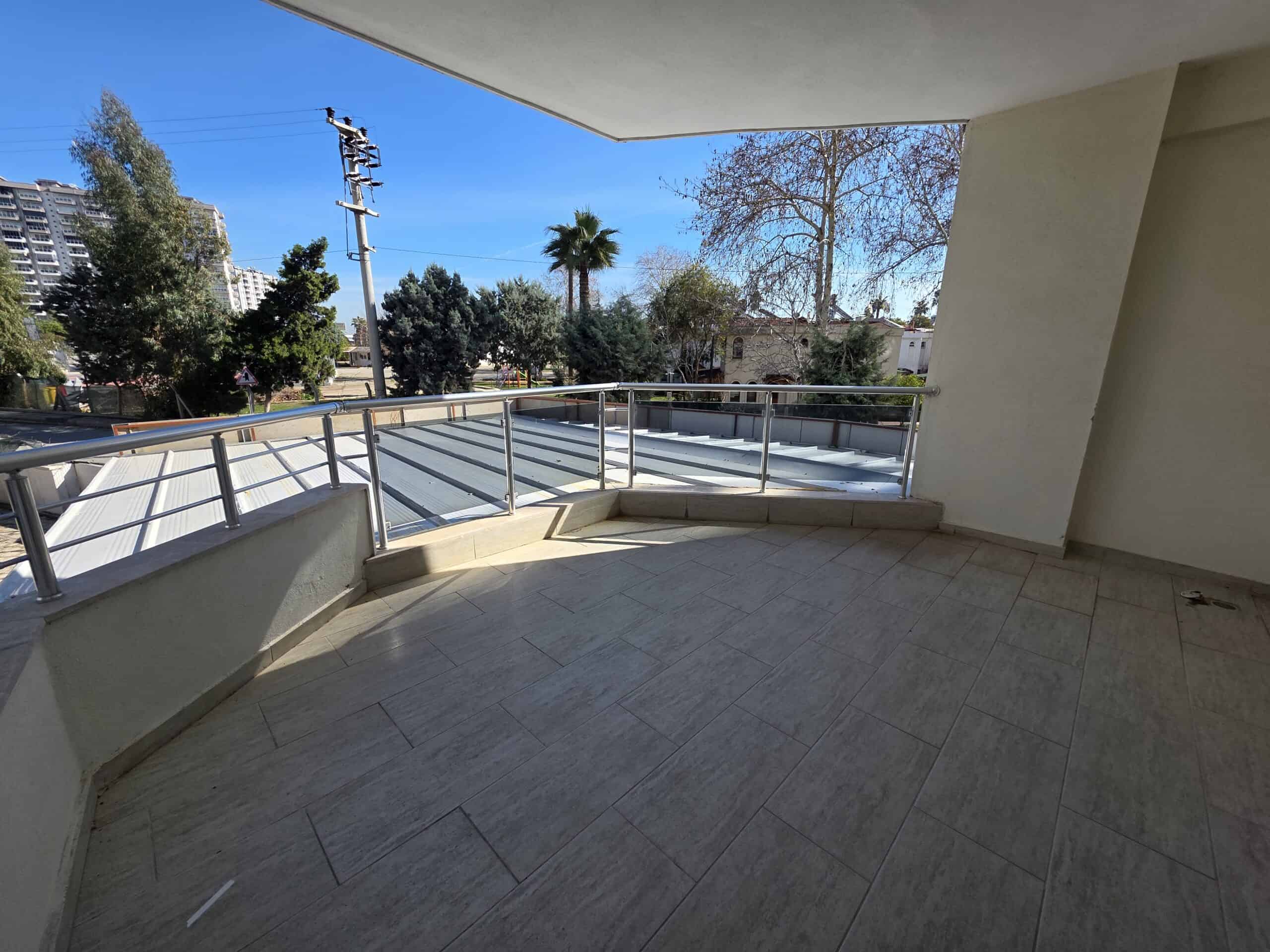 Mersin Erdemli Çeşmeli Nira Holiday Satılık 2+1 Eşyalı Daire