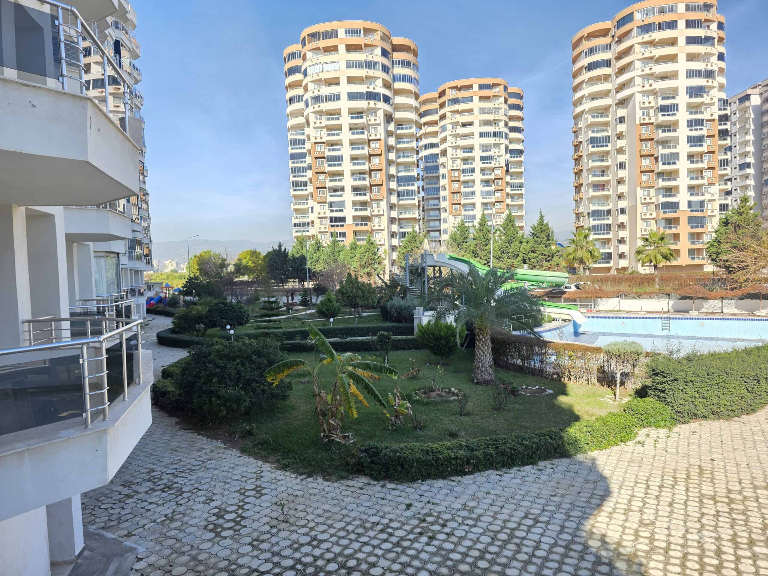 Mersin Erdemli Çeşmeli Nira Holiday Satılık 2+1 Eşyalı Daire