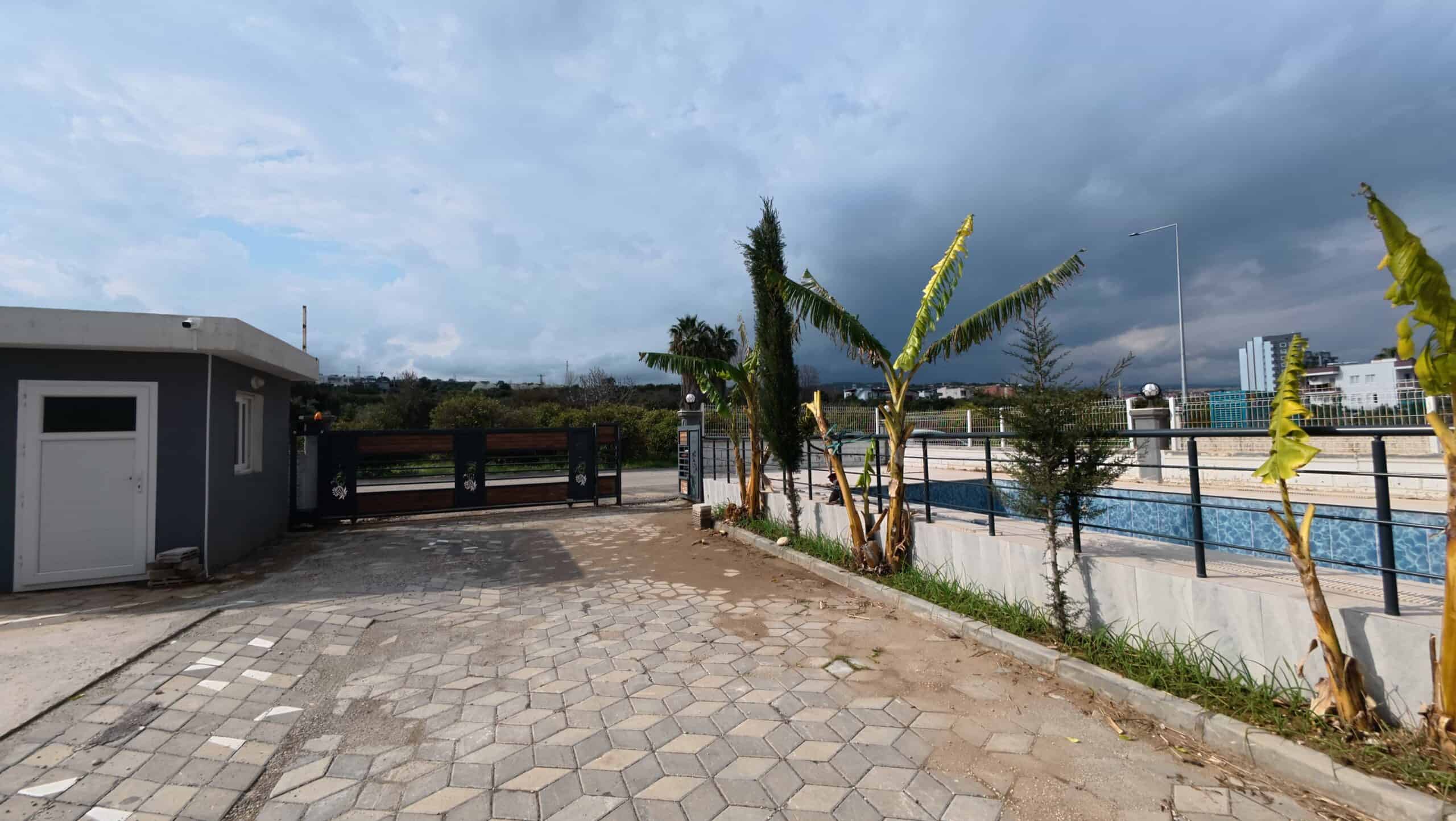 Mersin Erdemli Limonlu Eşyalı 1+1 Daire