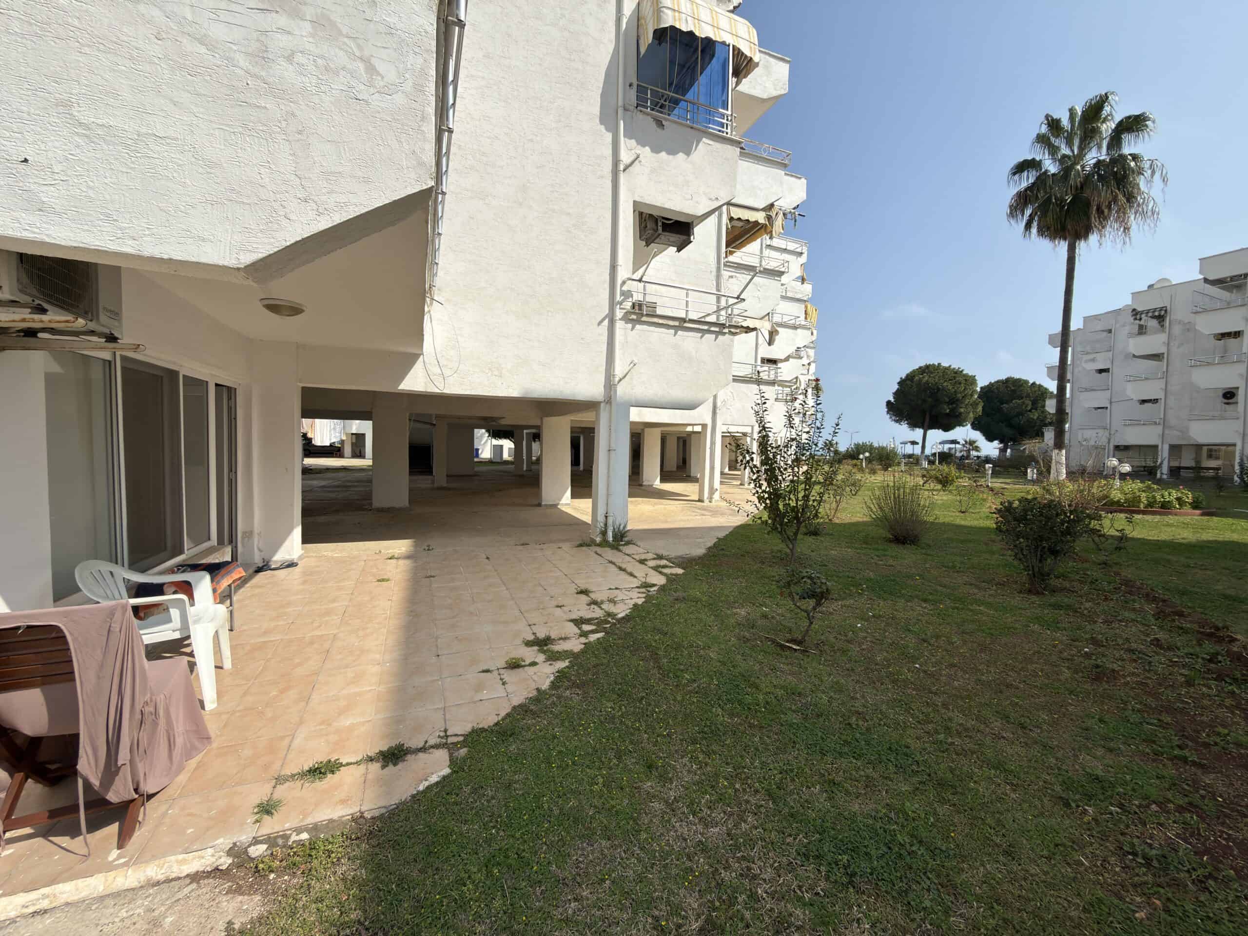 Mersin Erdemli Limonlu Gökmen Sitesi Satılık 1+1 Bahçe Katı Daire