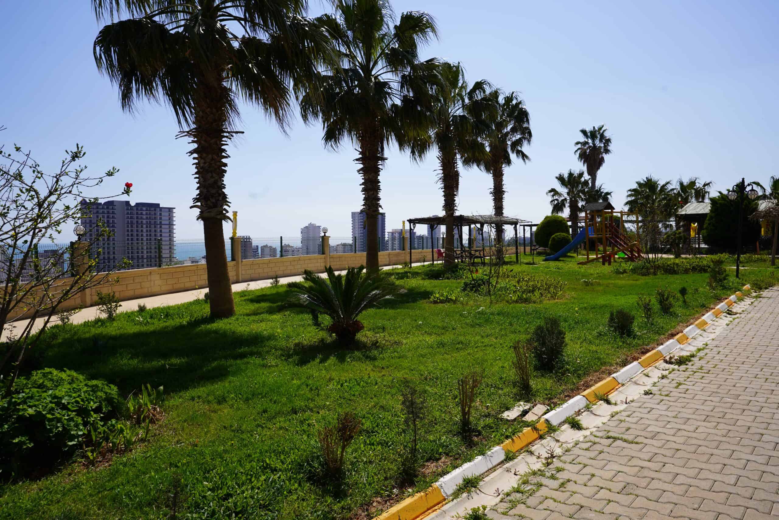 Mersin Ayaş New City Sitesi Satılık 2+1 3+1 Tek Tapu 4 Daire
