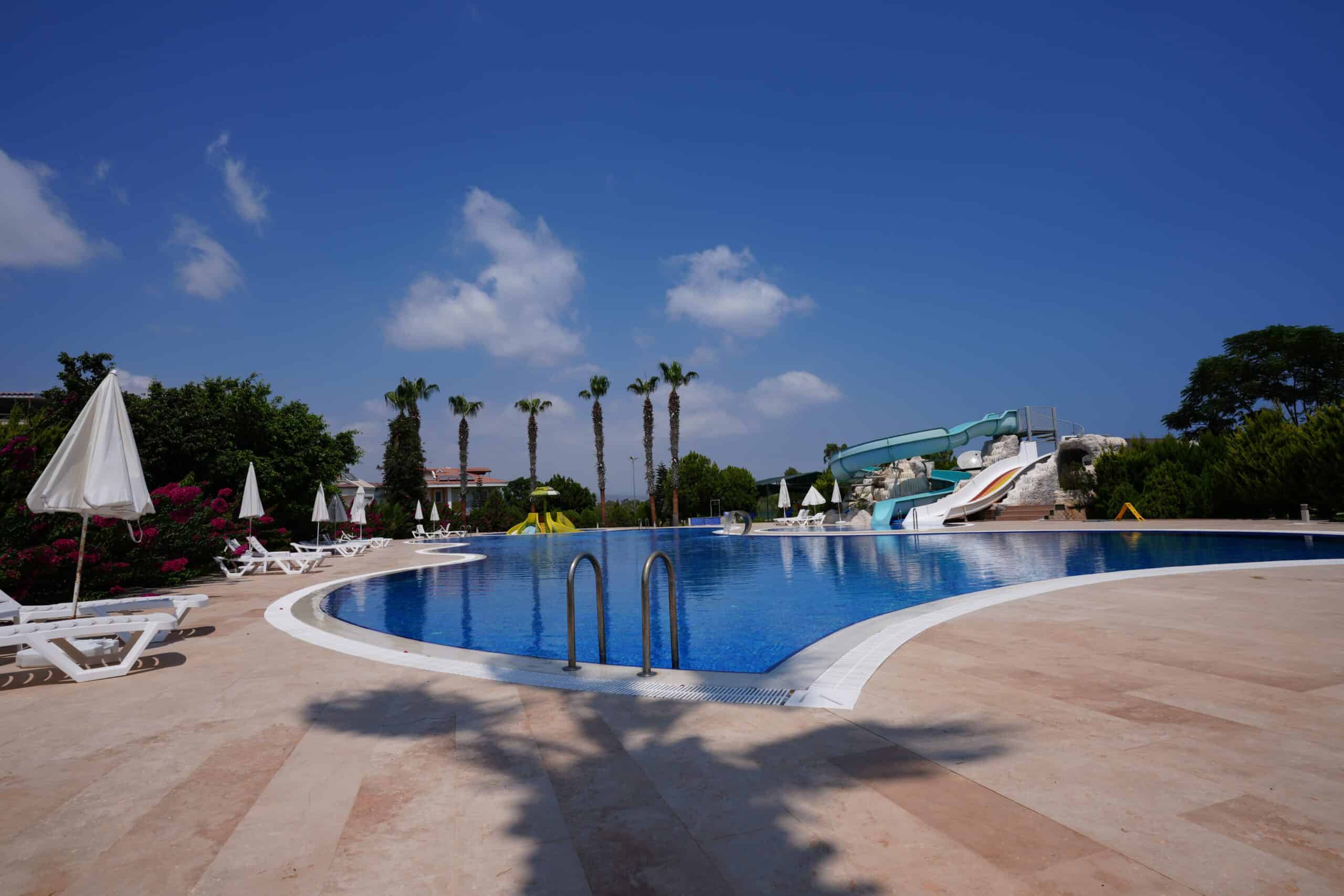 Mersin Silifke Atayurt  Marpessa Vip 1 Sitesi Satılık 4+1  Köşe Villa