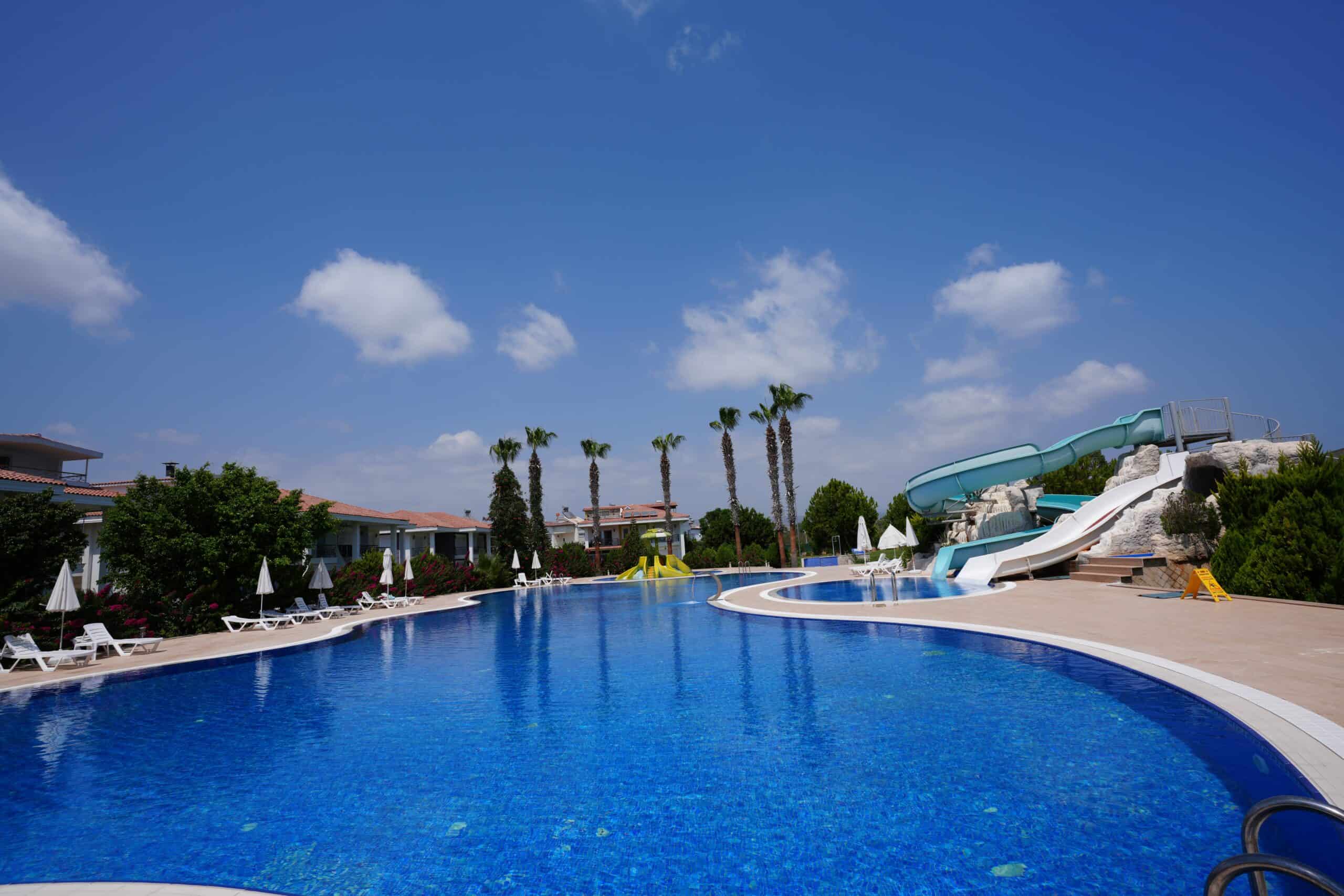 Mersin Silifke Atayurt  Marpessa Vip 1 Sitesi Satılık 4+1  Köşe Villa