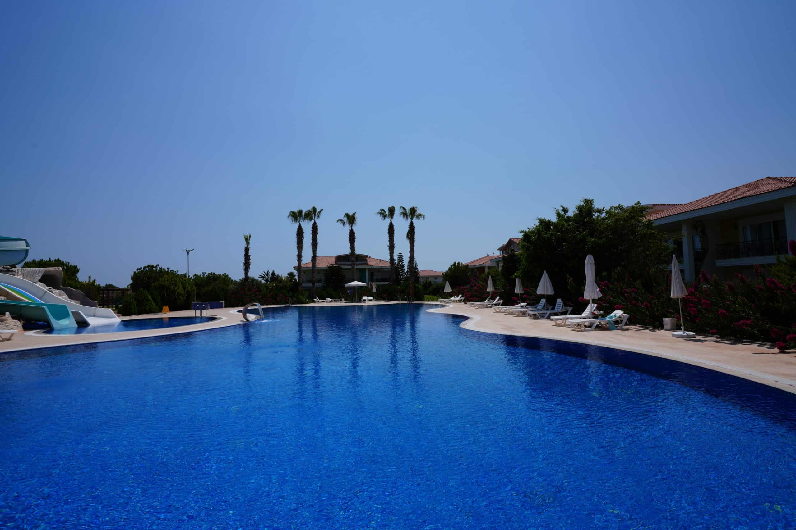 Mersin Silifke Atayurt  Marpessa Vip 1 Sitesi Satılık 4+1  Köşe Villa