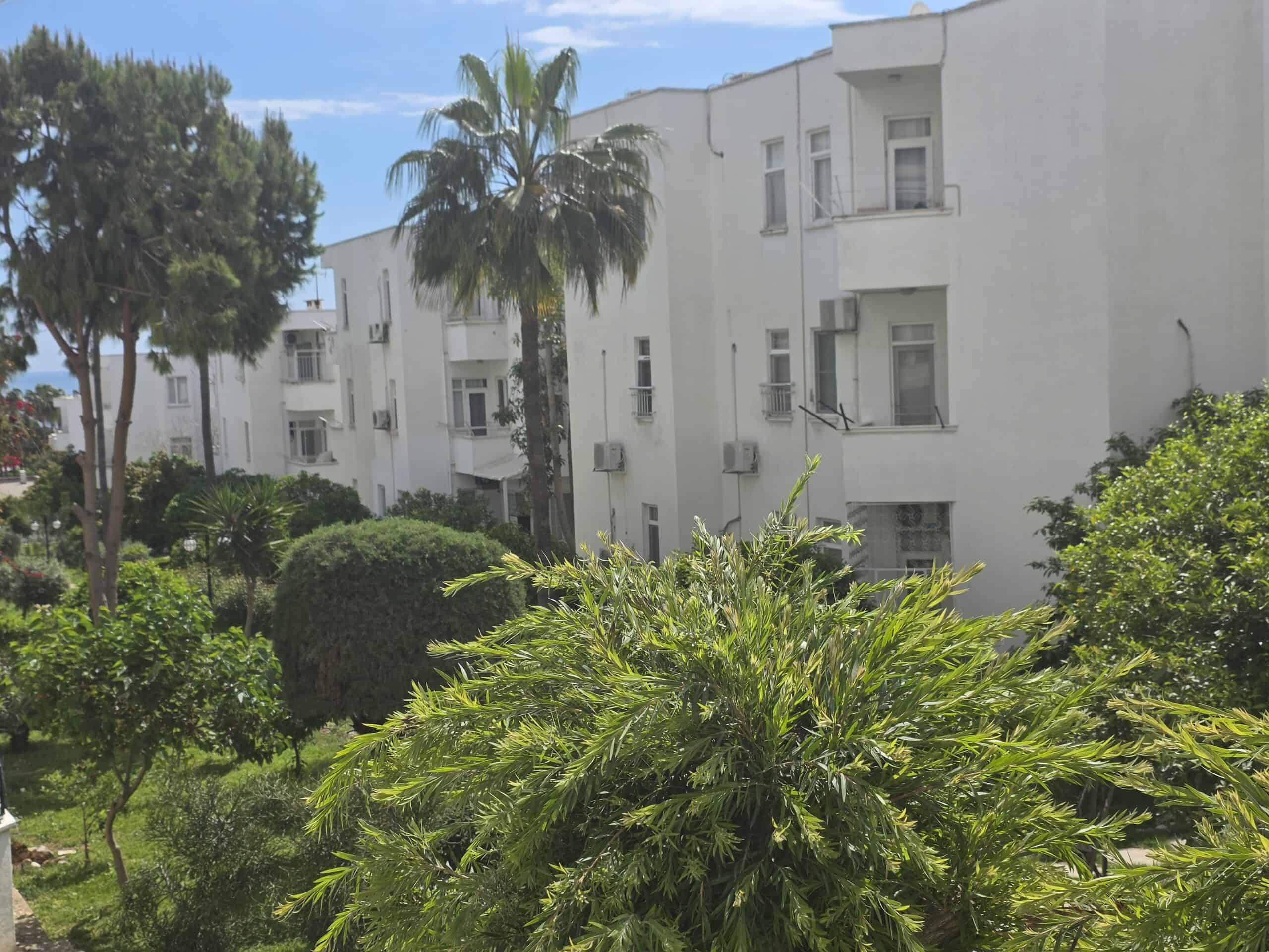 Mersin Erdemli Kumkuyu Denize Sıfır Altınportakal Eşyalı Satılık 3+1 Teras Katı Daire