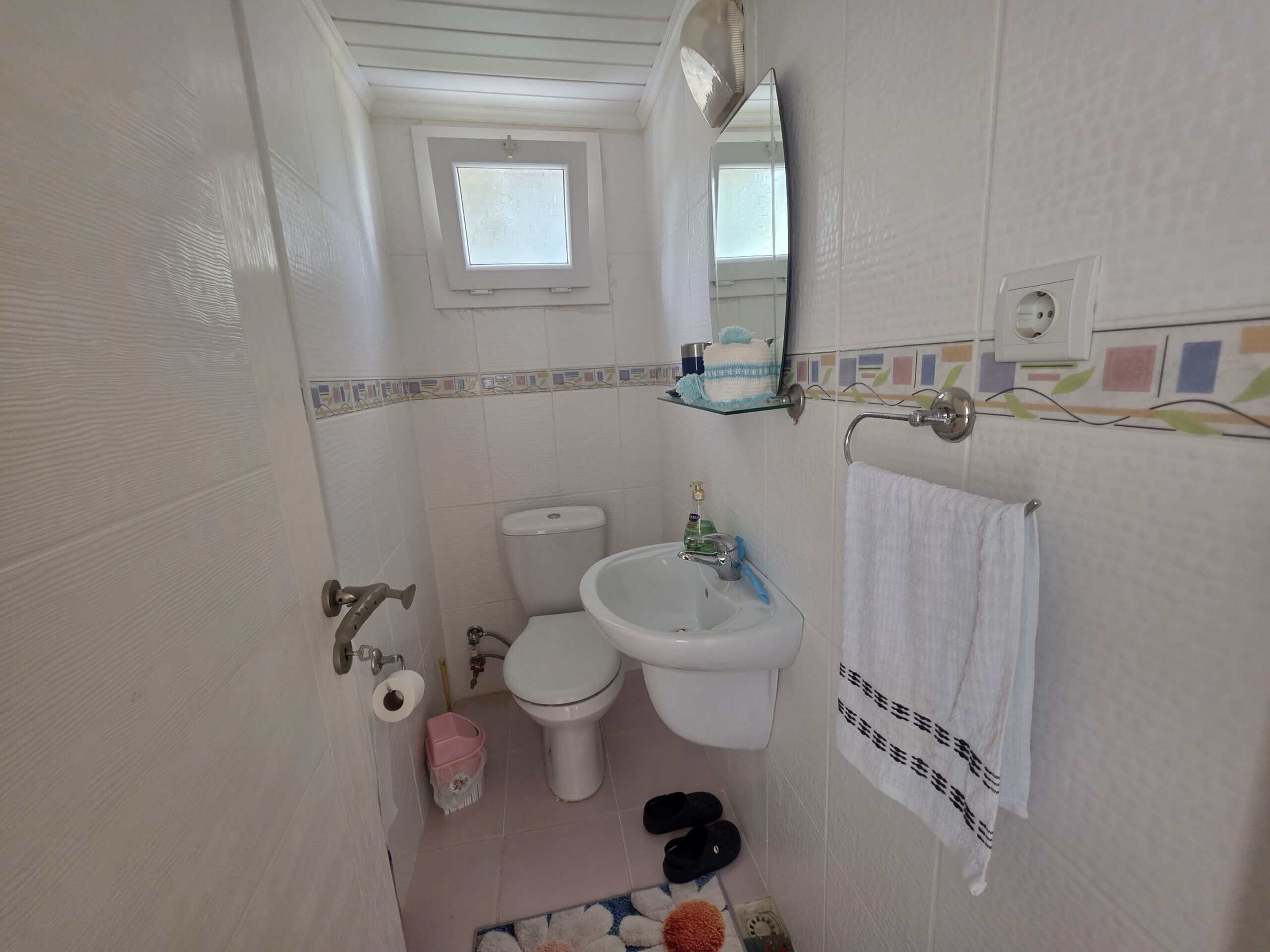 Mersin Erdemli Kumkuyu Denize Sıfır Altınportakal Eşyalı Satılık 3+1 Teras Katı Daire