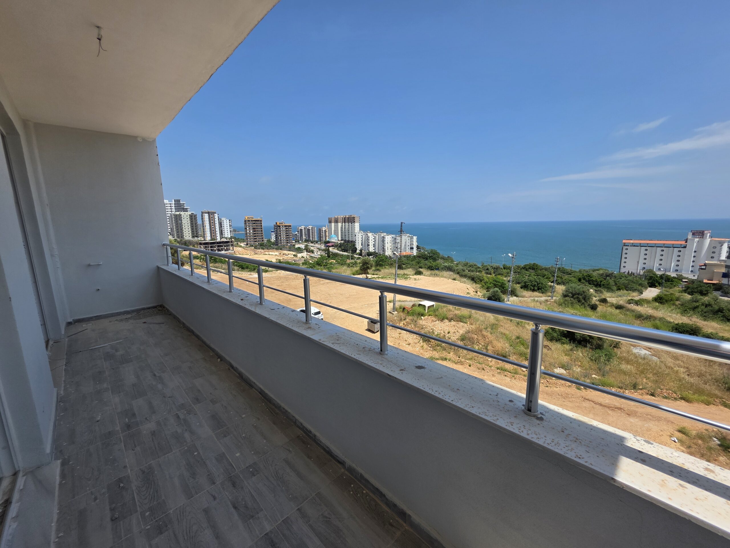 1+1 Apartment for Sale in Erdemli Ayaş, Mersin, with Ocean Views