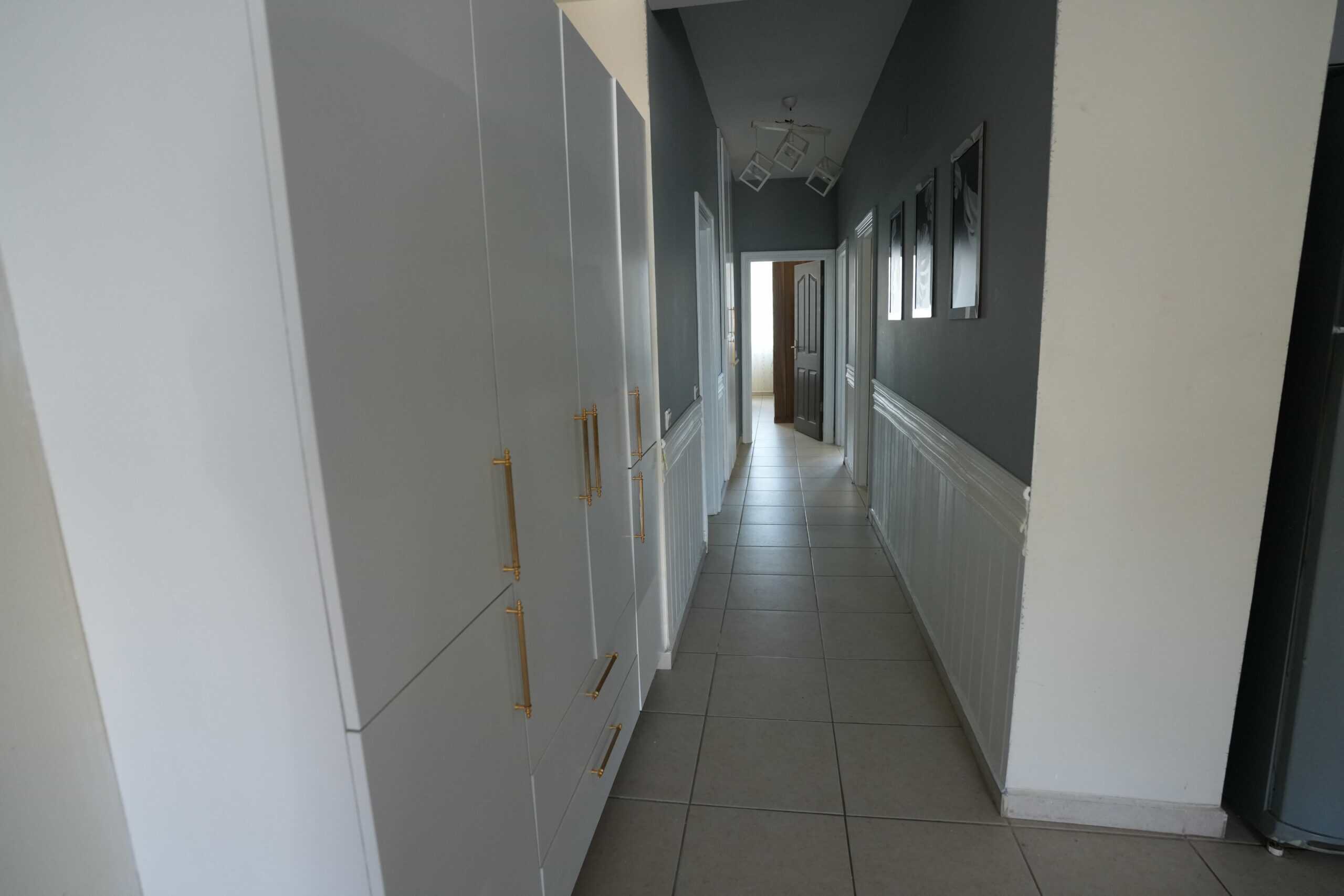 Mersin Kargıpınarı Queenaba Sitesi Eşyalı Satılık 3+1 Bakımlı Daire