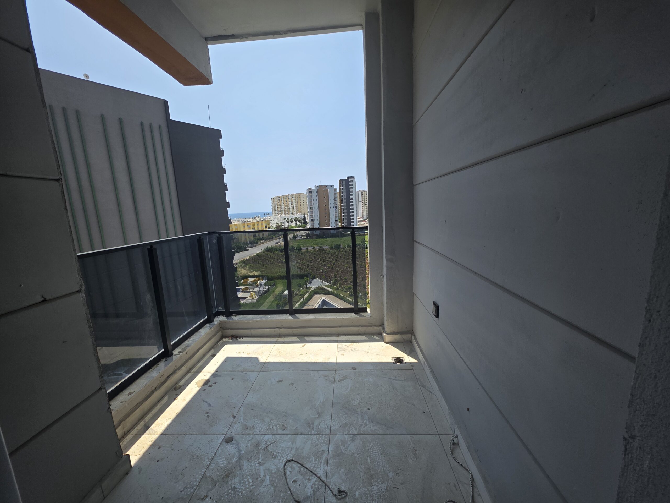 2+1 Sea View Apartment for Sale in Çeşmeli, Erdemli, Mersin (Emerald Deluxe)