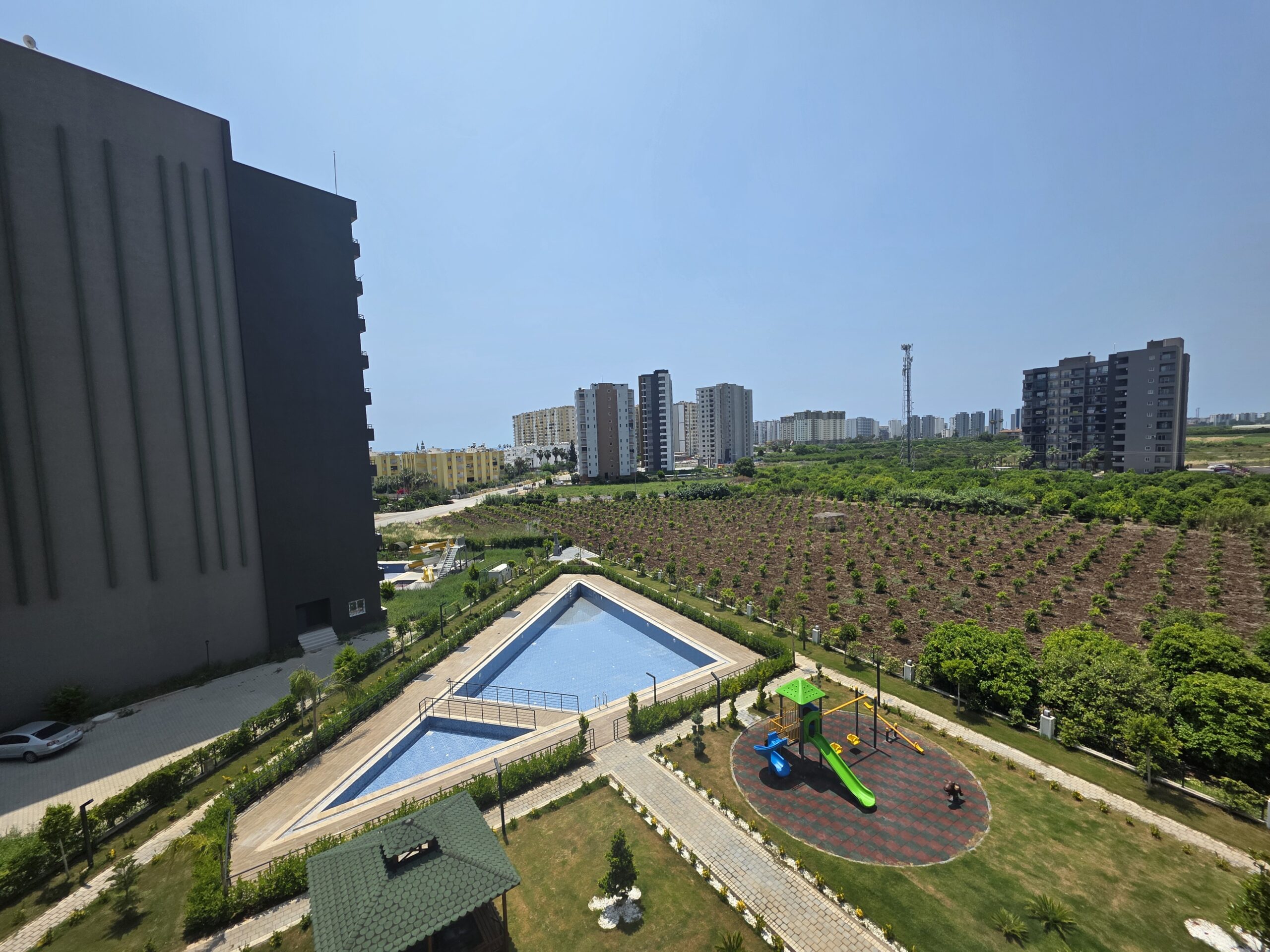 1+1 Sea View Apartment for Sale in Çeşmeli, Erdemli, Mersin (Emerald Deluxe)