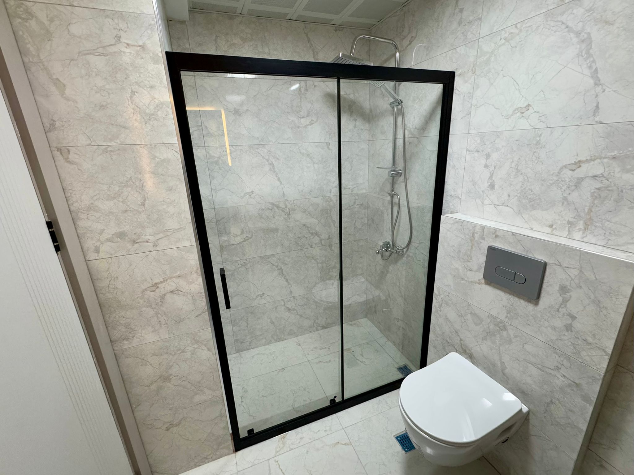 Luxuriöse 1+1-Wohnung zum Verkauf in Mitanni Garden, Erdemli, Mersin