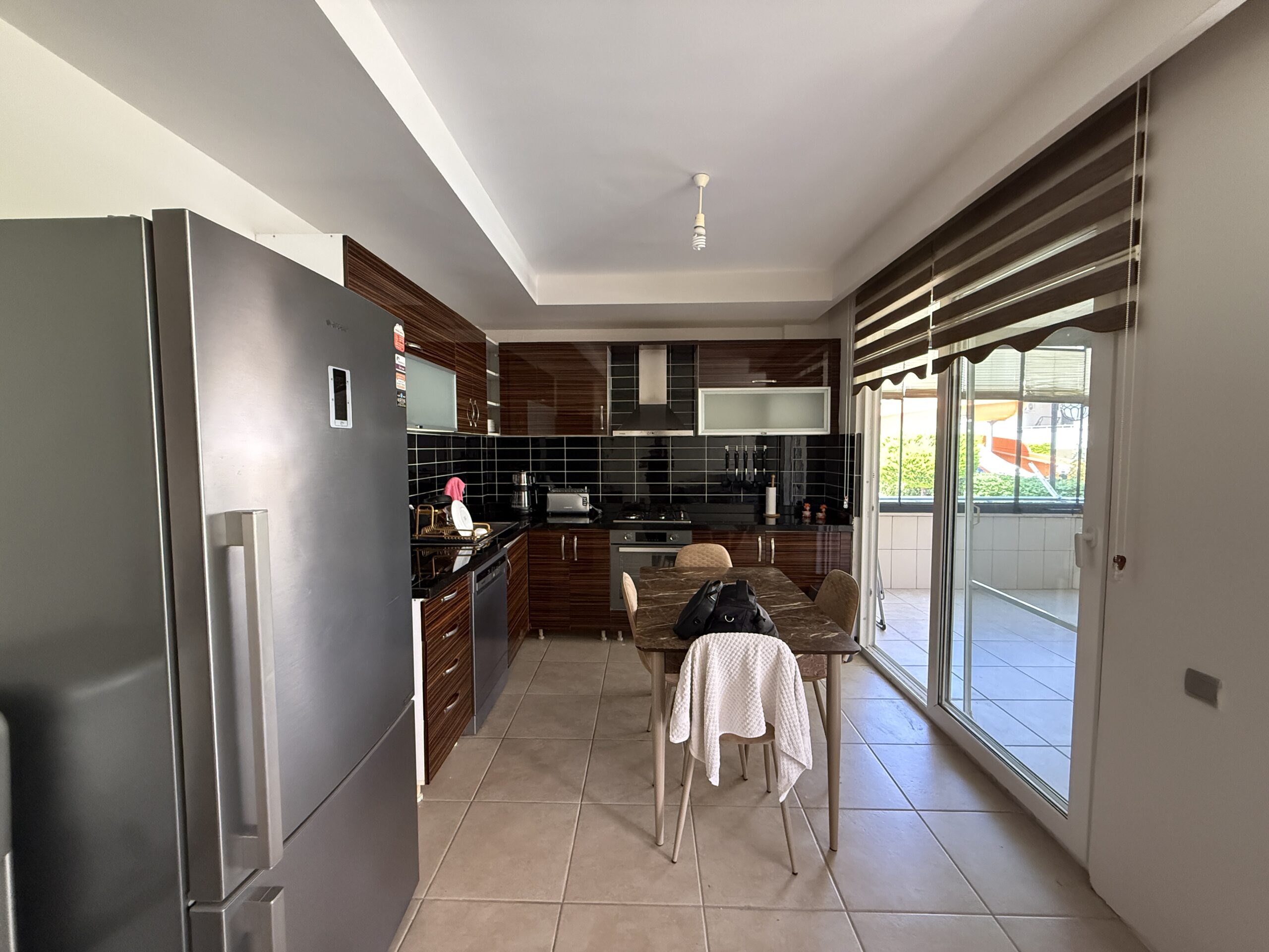 3+1 Ground Floor Apartment for Sale in Altınportakal Site, Erdemli, Mersin (Side by the Sea)