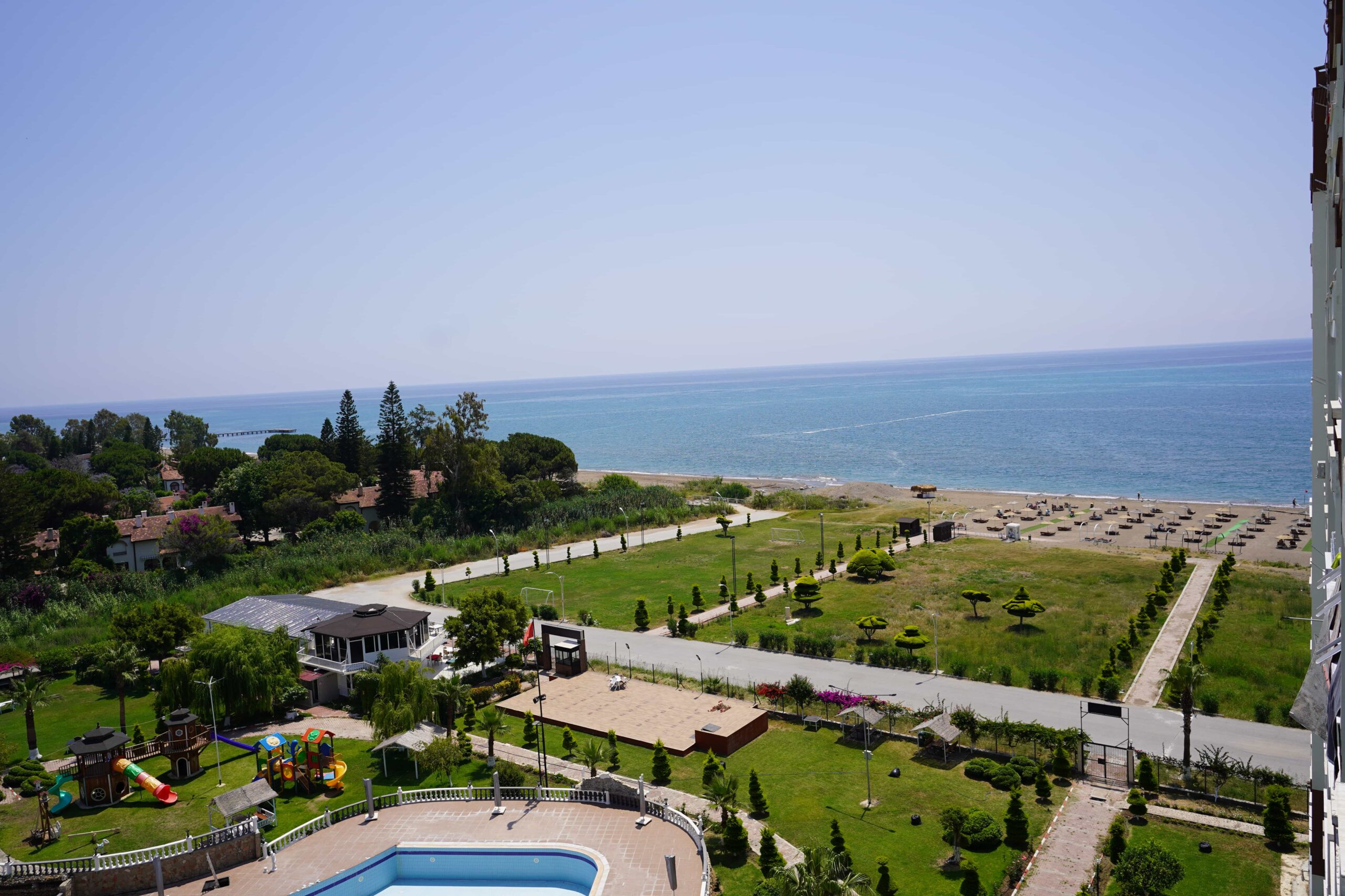 2+1-Zimmer-Wohnung zum Verkauf in Mersin, Kargıpınarı Liparis Sunlife, Hauptgebäude