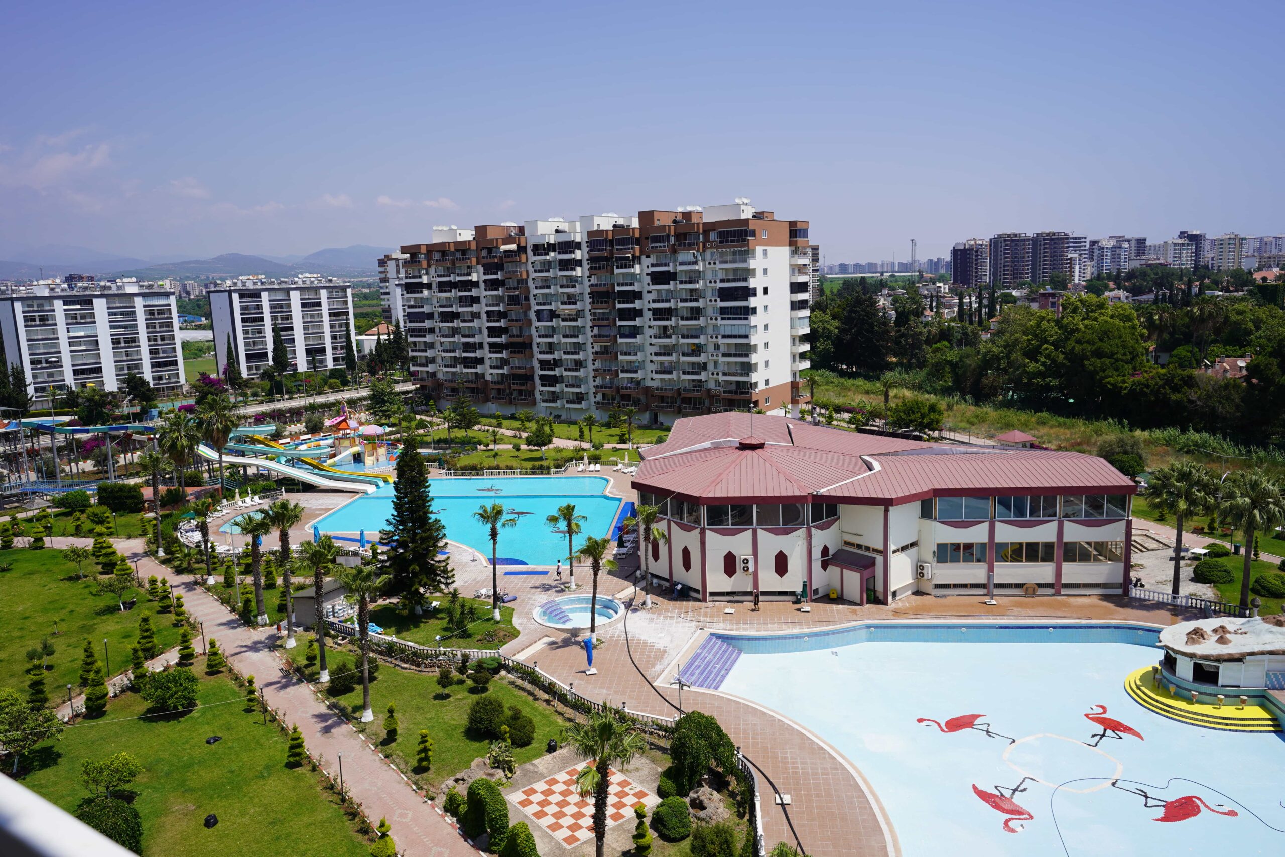 2+1-Zimmer-Wohnung zum Verkauf in Mersin, Kargıpınarı Liparis Sunlife, Hauptgebäude