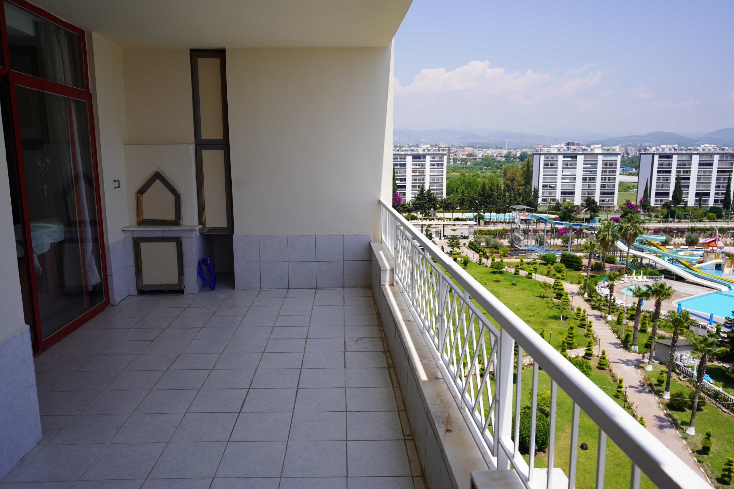2+1-Zimmer-Wohnung zum Verkauf in Mersin, Kargıpınarı Liparis Sunlife, Hauptgebäude