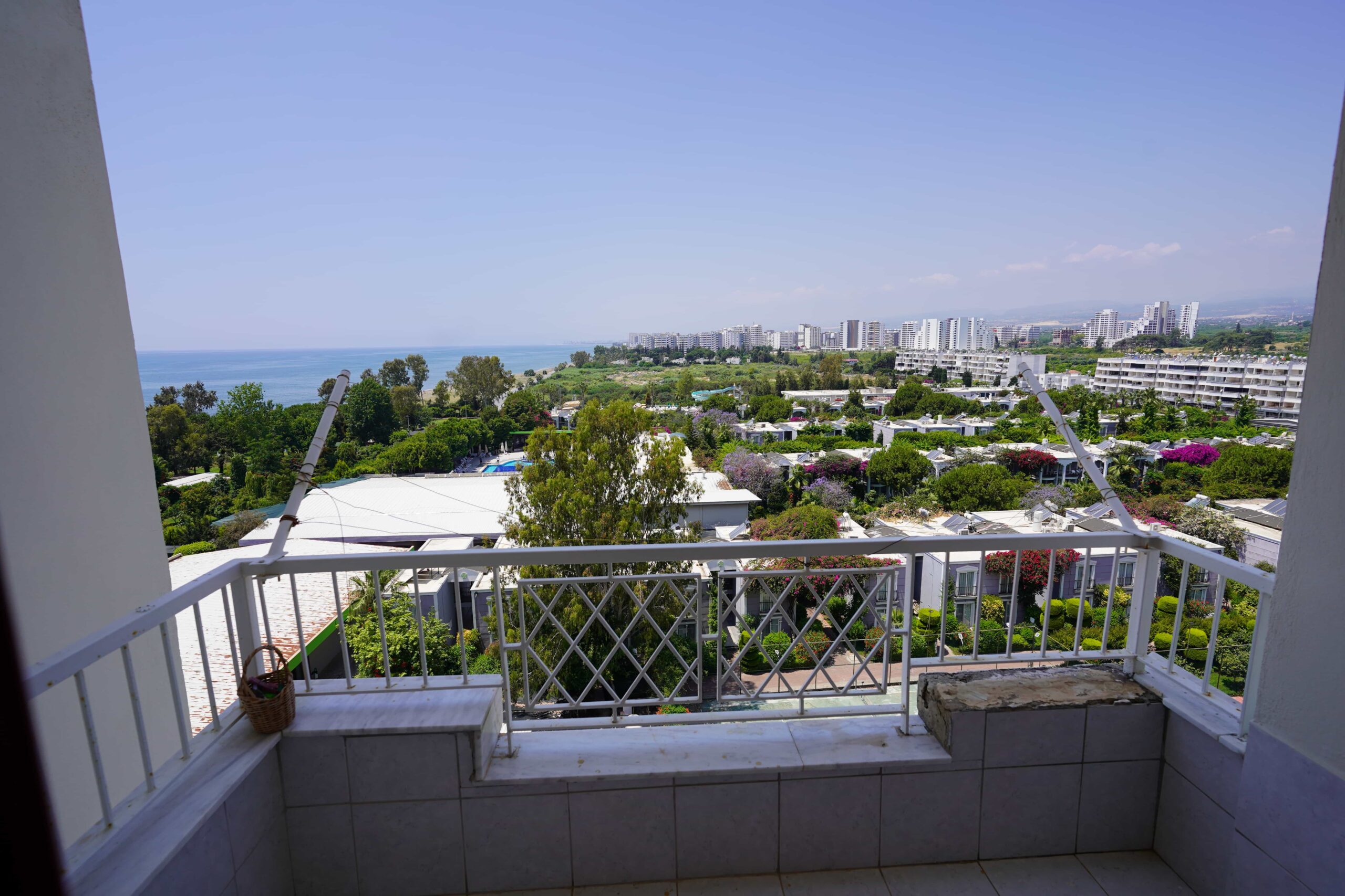 2+1-Zimmer-Wohnung zum Verkauf in Mersin, Kargıpınarı Liparis Sunlife, Hauptgebäude