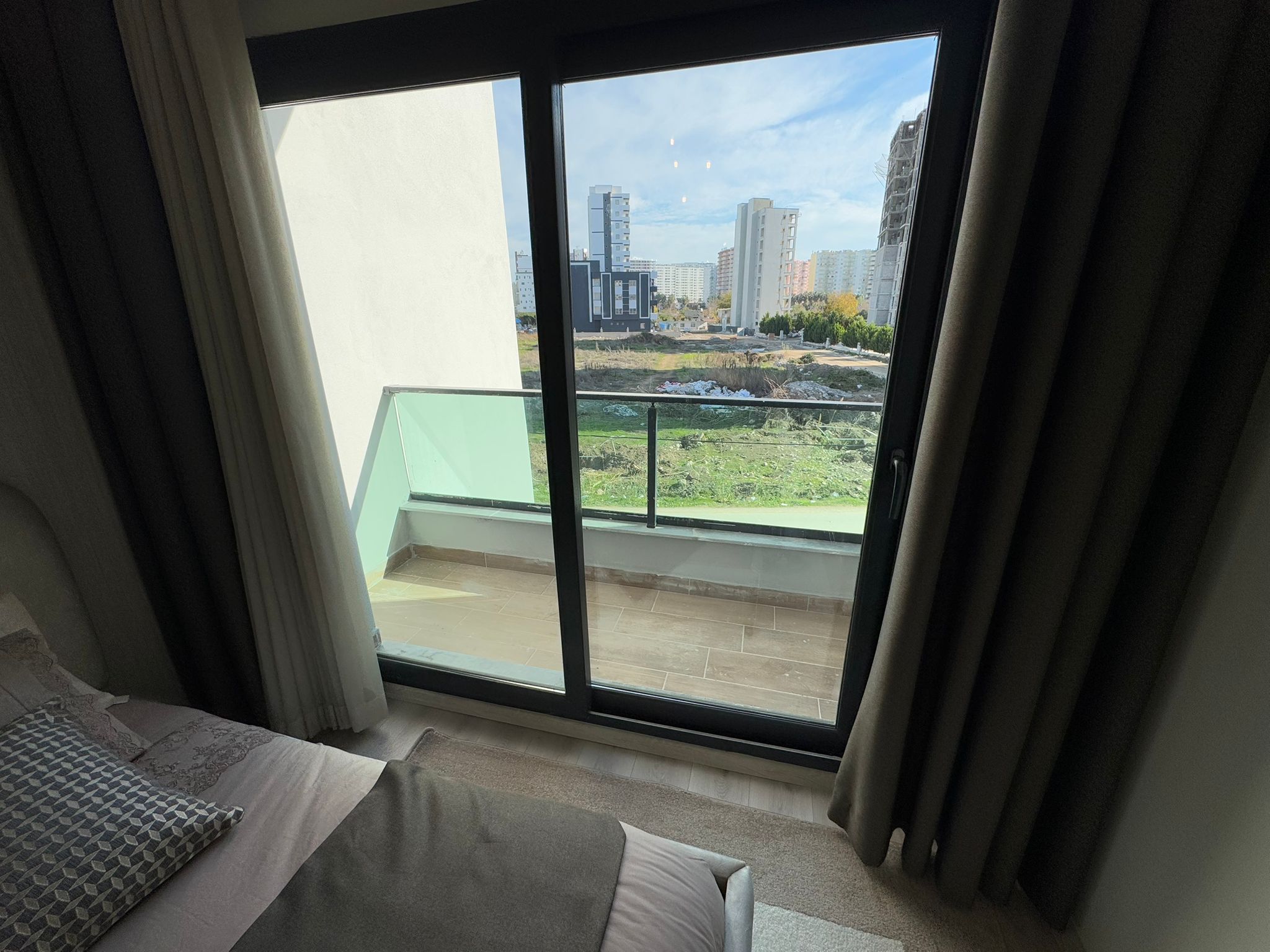 Luxuriöse 1+1-Wohnung zum Verkauf in Mitanni Garden, Erdemli, Mersin
